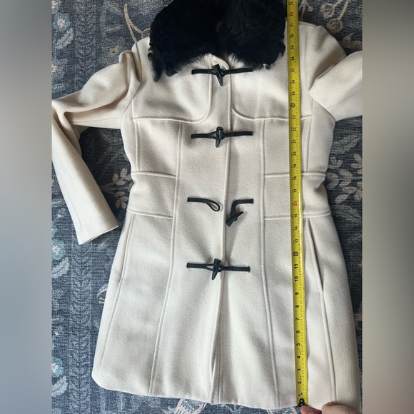 Banana Republic heavy wool trench with shearling collar - Picture 4 of 8